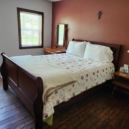 Hootie Creek Guest House Talihina Extérieur photo
